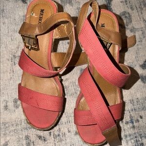 Merona Women's Coral and Tan Sandals